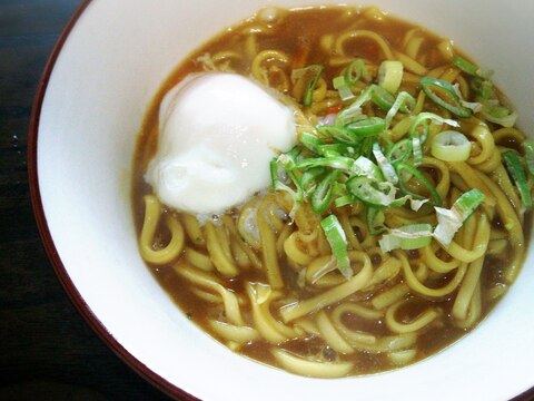 お蕎麦屋さんの*カレーうどん